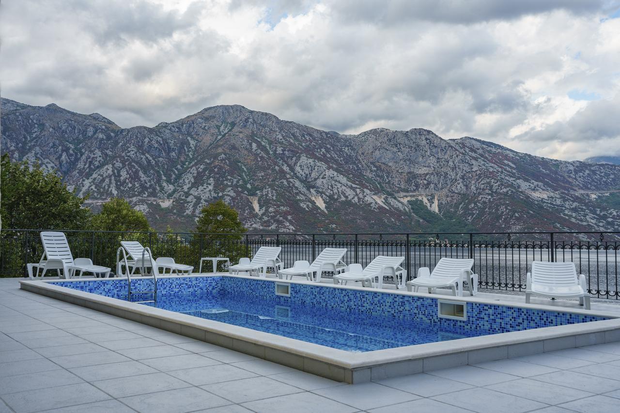 Villa Kosta Дони-Моринь Экстерьер фото